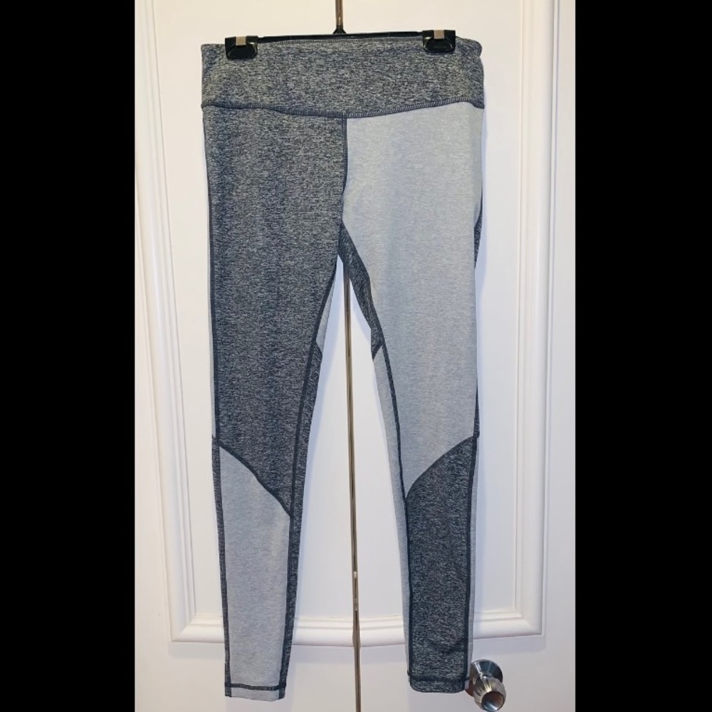 Zella leggings, size S, gray alternating pattern